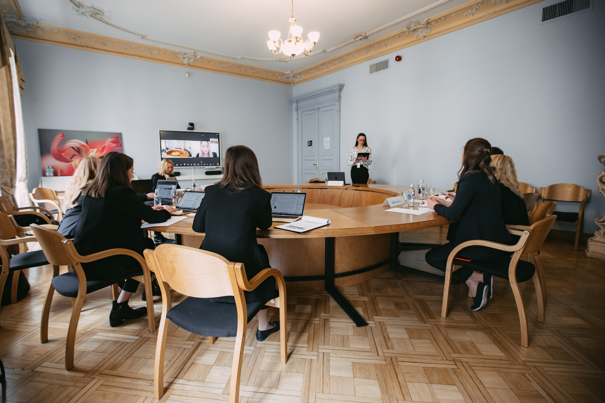 Biznesa vadības koledžas komanda 