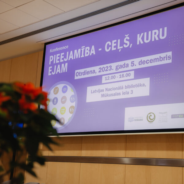 Konference Pieejamība ceļš, kuru ejam logo uz ekrāna, 2023. gada 5. decembris 12.00 - 16.00 Latvijas Nacionālā bibliotēka, Mūkusalas iela 3