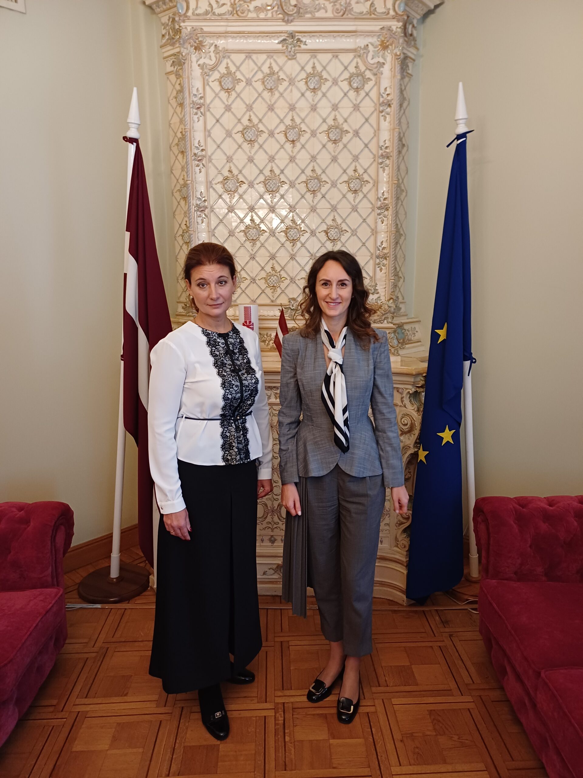 Tiesībsardze Karina Palkova un Čerņihivas apgabala Ukrainas ombuda pārstāve Larisa Šumna