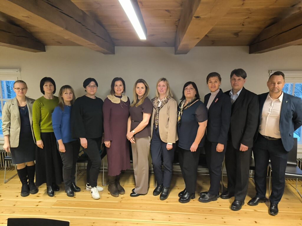 Pasākuma dalībnieku kopbilde.