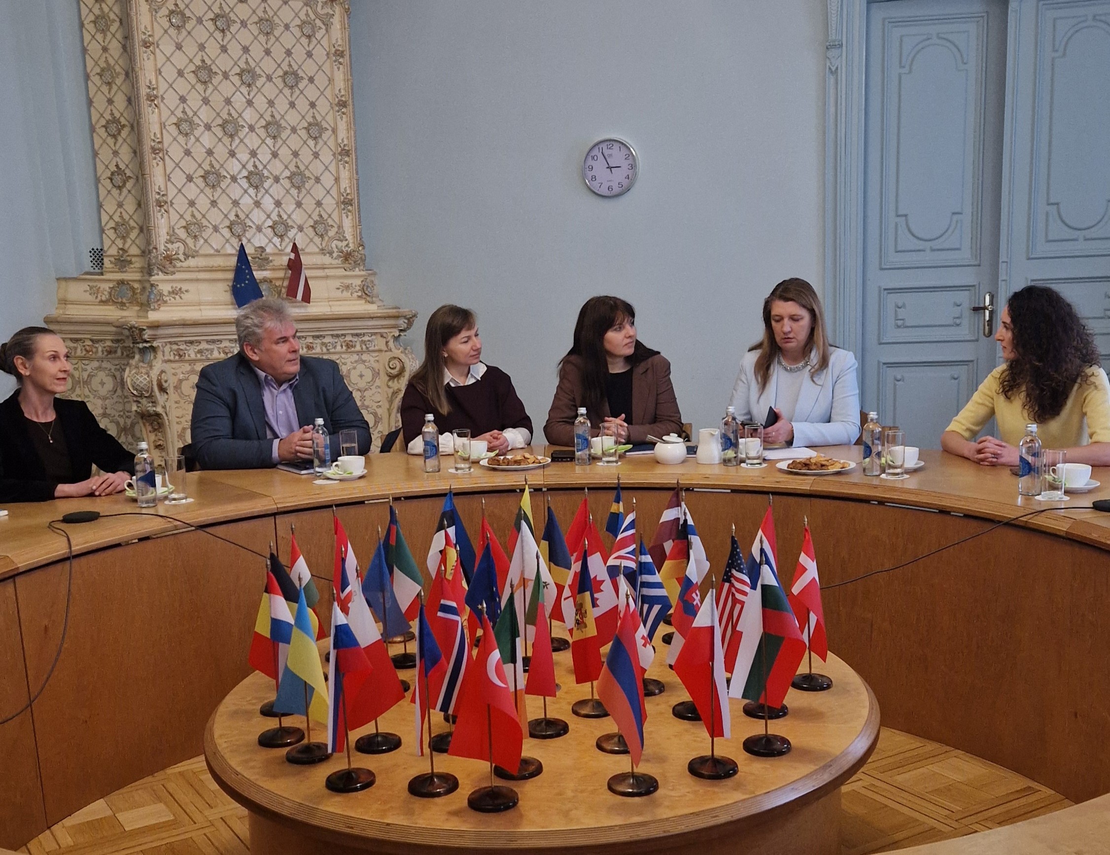 Tiesībsardzes tikšanās ar Latvijas Izglītības un zinātnes darbinieku arodbiedrības (LIZDA) vadību