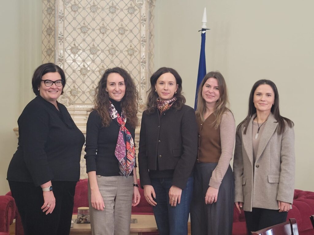 Tiesībsardze Karina Palkova tiekas ar Bērnu klīniskās universitātes slimnīcas pārstāvēm