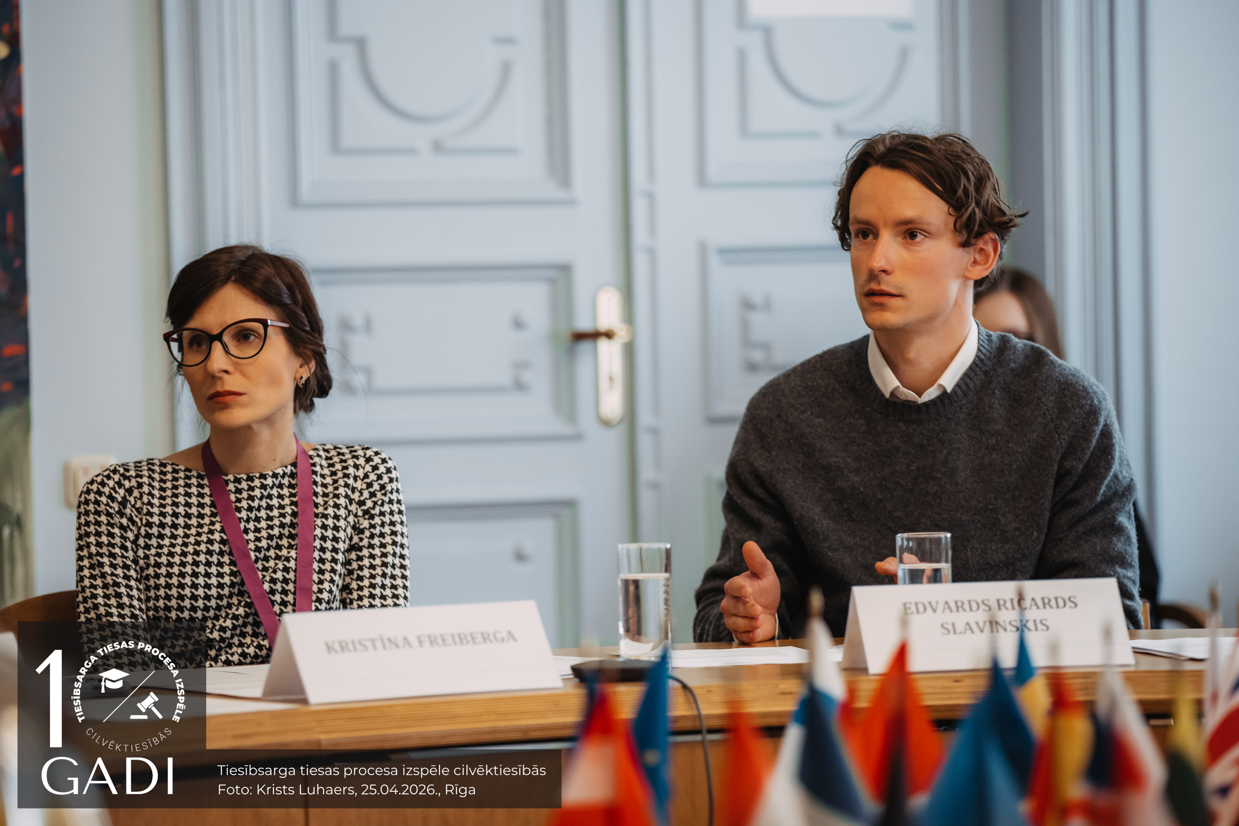 Izspēles tiesneši Kristīna Freiberga un Evdards Ričards Slavinskis