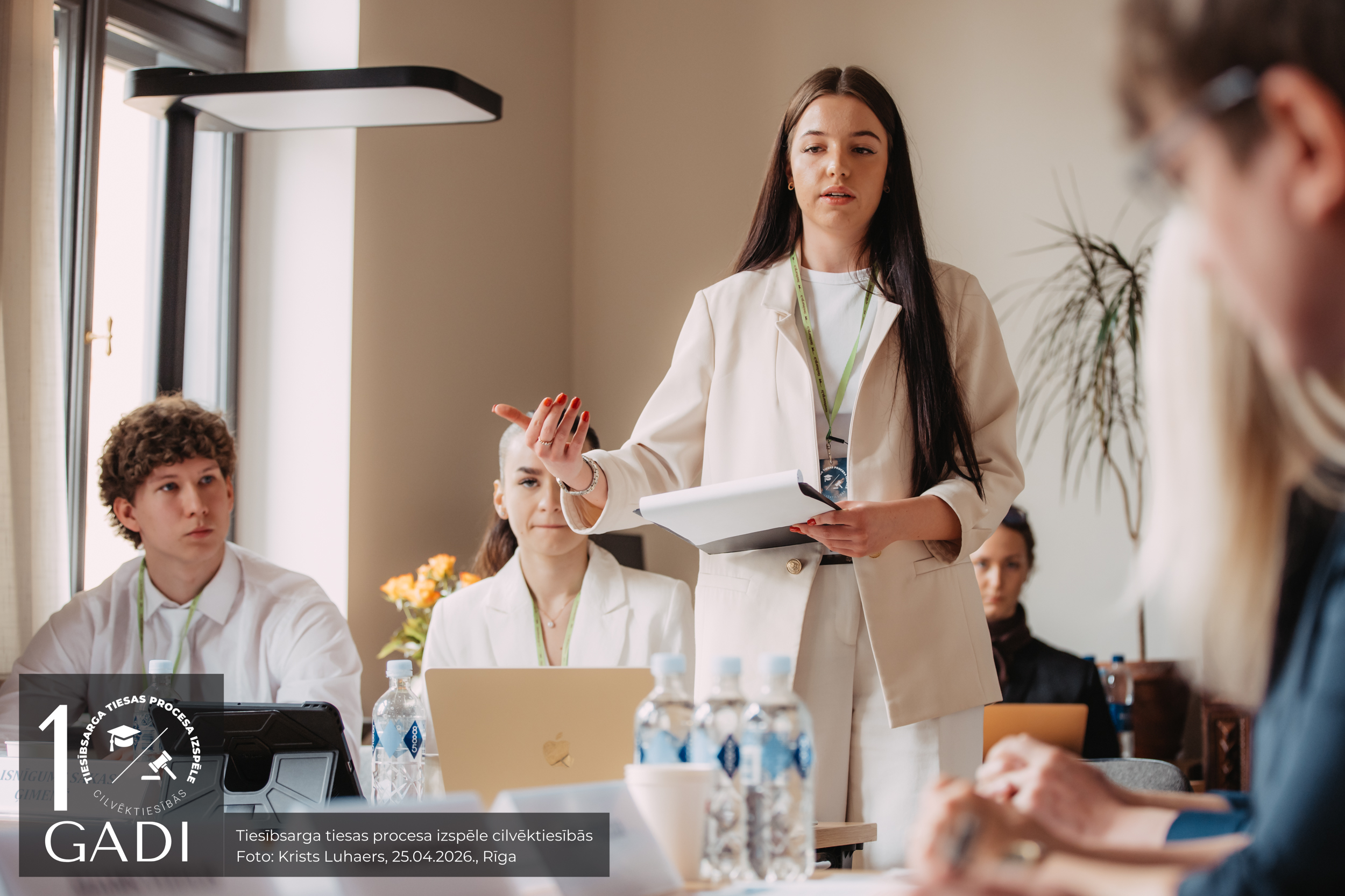 Latvijas Universitātes komanda “Taisnīgums sākas ģimenē” - Paula Jusupova, Evita Roga, Kristaps Vabels