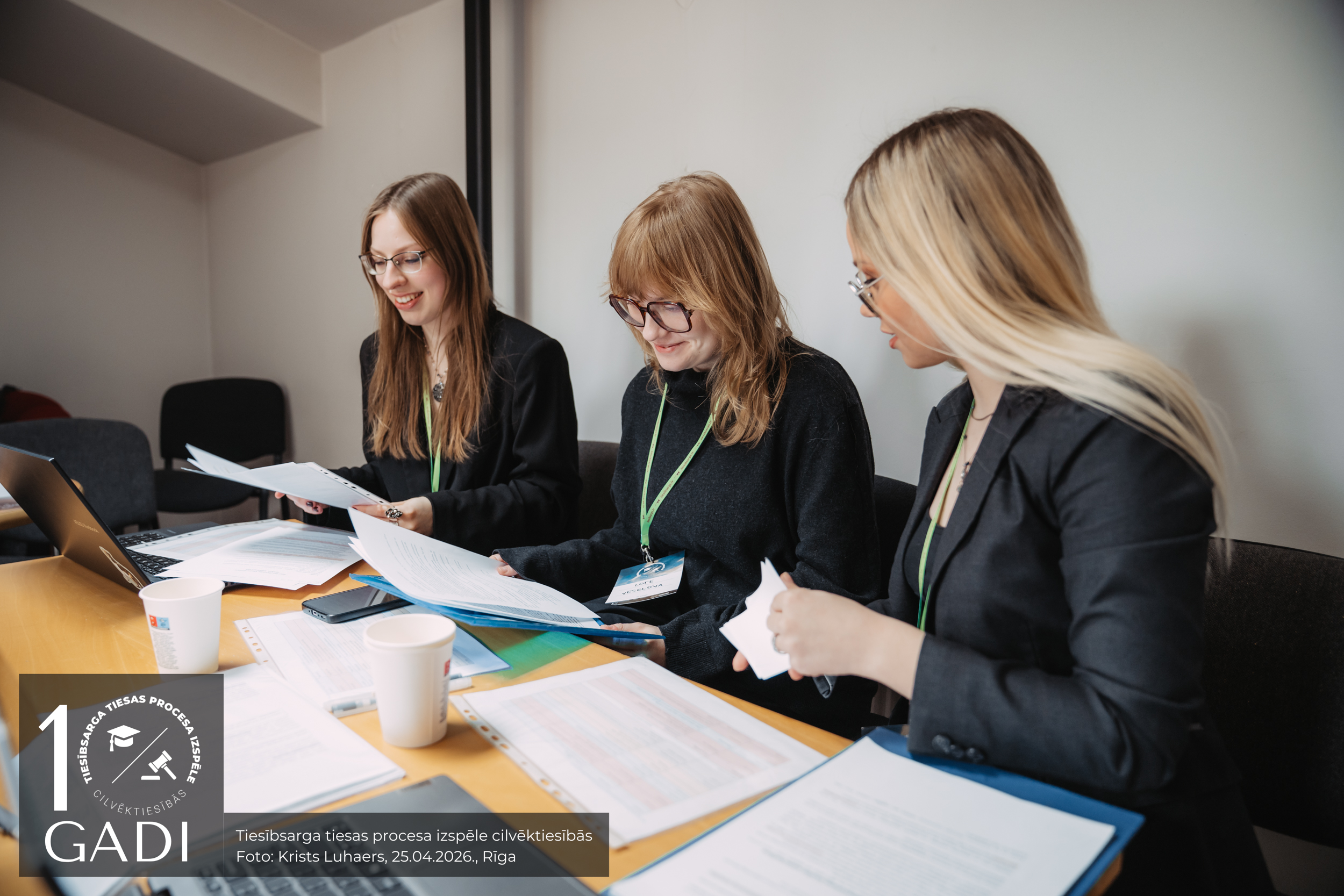 Rīgas Juridiskās augstskolas komanda “Tres Justitiae” Alise Noela Patmalniece, Lote Veselova, Līna Pērkone