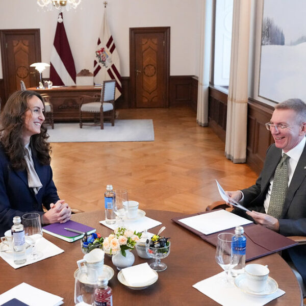 29.10.2026. Valsts prezidents Edgars Rinkēvičs Rīgas pilī tiekas ar tiesībsardzi Karinu Palkovu. Foto autors: Ilmārs Znotiņš, Valsts prezidenta kanceleja.