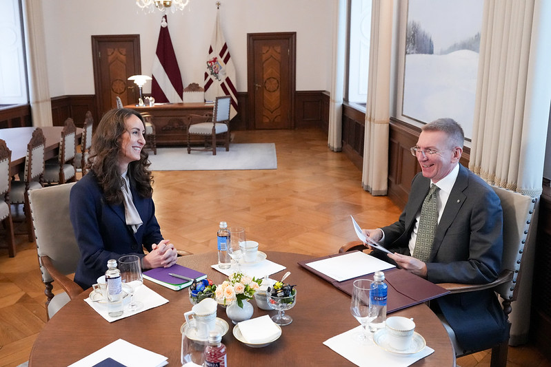 29.10.2026. Valsts prezidents Edgars Rinkēvičs Rīgas pilī tiekas ar tiesībsardzi Karinu Palkovu. Foto autors: Ilmārs Znotiņš, Valsts prezidenta kanceleja.